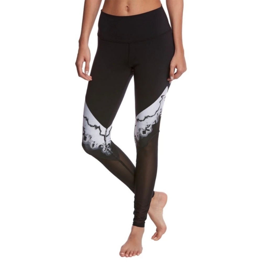 Alo Yoga Verse Leggings – Size M